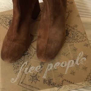 Free people new Cecile Tobacco boots 36 suede